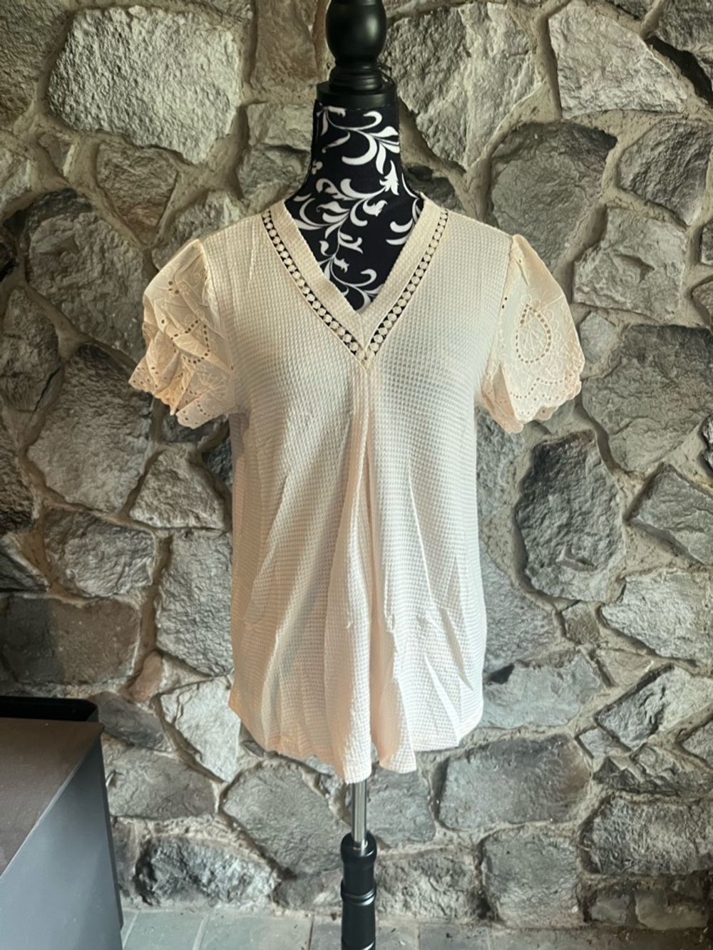 NWT Falechay Cream Short Sleeve Blouse M